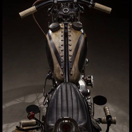 utwo:  HD Knucklehead© hd69shovelhead