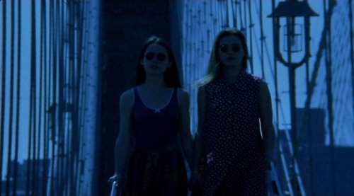 grasslabyrinth:Two Orphan Vampires (1997, Jean Rollin)