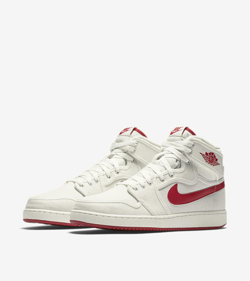 airville:  The Air Jordan 1 KO “Timeless Canvas” Drops Saturday    AIR JORDAN 1 KO “TIMELESS CANVAS”Color: Sail/Varsity RedRelease Date: March 5th, 2016Price: 贬   The name of this color-way is referencing the shoe’s “Knock Off” material