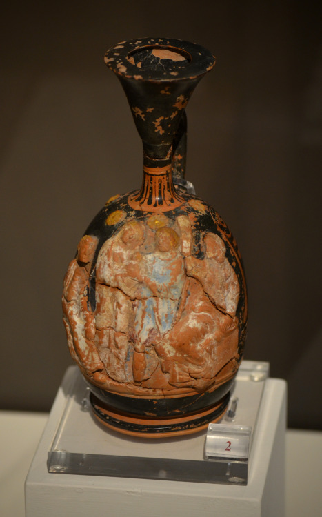 athens-archaeological-museum: Lekythos in the shape of an aryballos with decoration rendered in reli