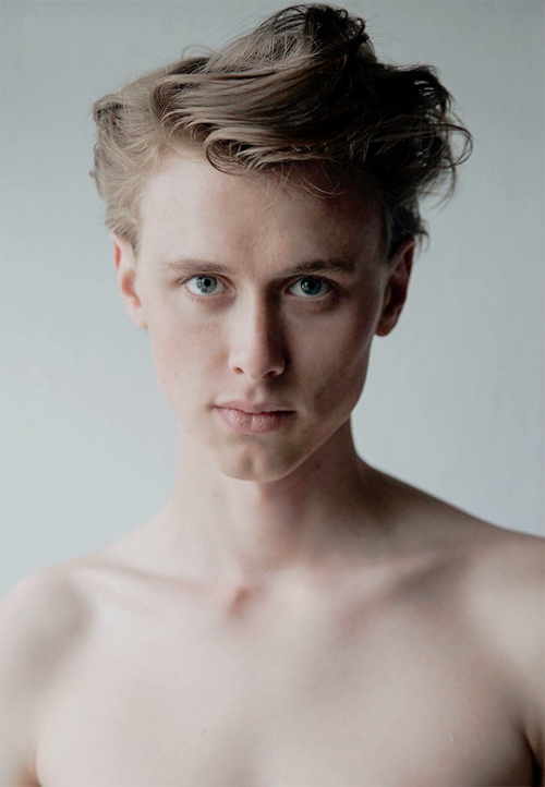 prettymysticfalls:Henrik Holm photographed by Alexander Norheim for Team Models