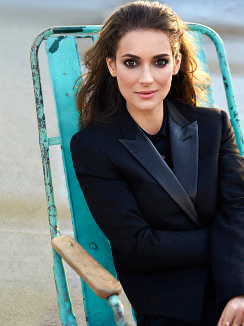 flawlessbeautyqueens:Winona Ryder photographed by Max Abadian for Red Magazine (2014)