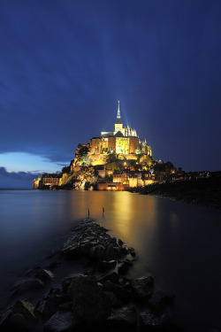 nm-gayguy:  tulipnight:   Blue hour in Mont-Saint-Michel by Mathieu Rivrin  on Flickr.  :o) 