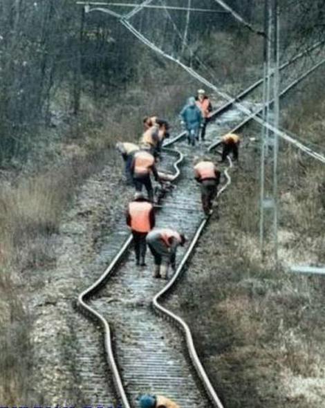 leadhooves:  well to be fair, the wobbly railroad tracks are prolly because earthquake or warping due to heat… the last 2 look shopped as fuck tho