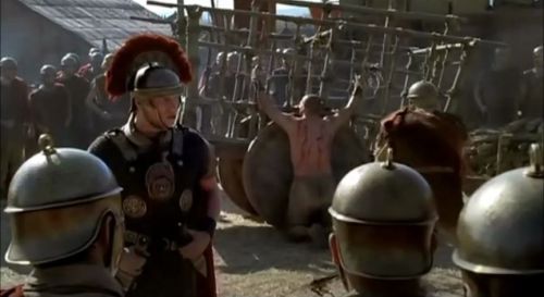 Rome S01E01 Some military discipline for Titus Pullo (Ray Stevenson). He seems disappointed when his