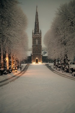 bluepueblo:  Snowy Night, Hillsborough, Northern