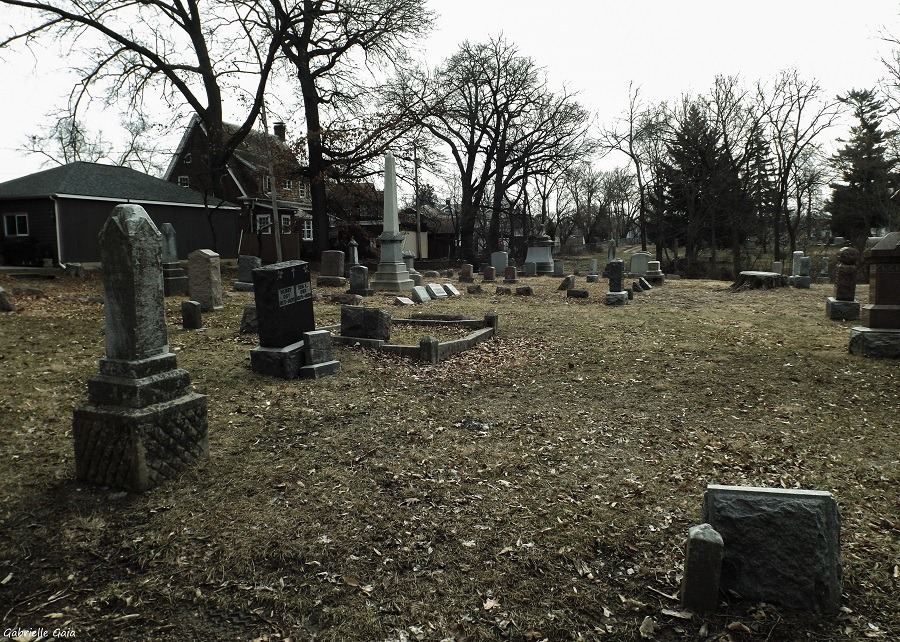 daughterofchaos:  St. Joseph’s Cemetery in West Peoria, Illinois February 5, 2016