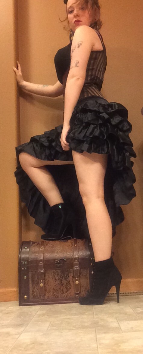 savingthrowvssexy:  holycherriesbatcave her Steampunk Corset.