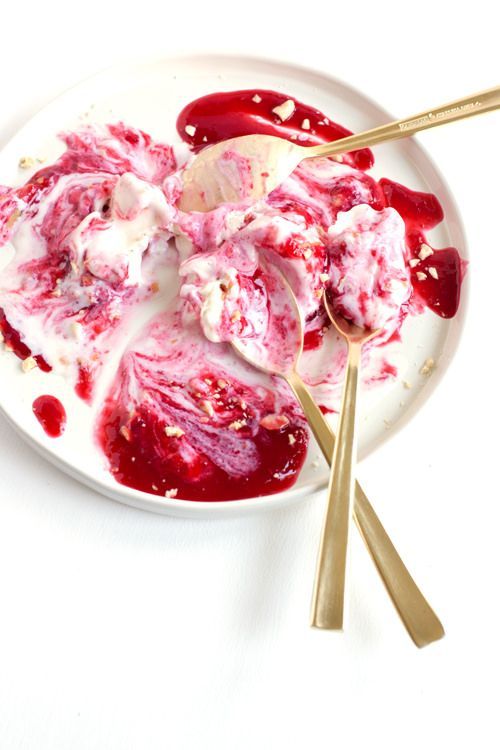 intensefoodcravings:PB & J Ice Cream | Hungry Girl Porvida