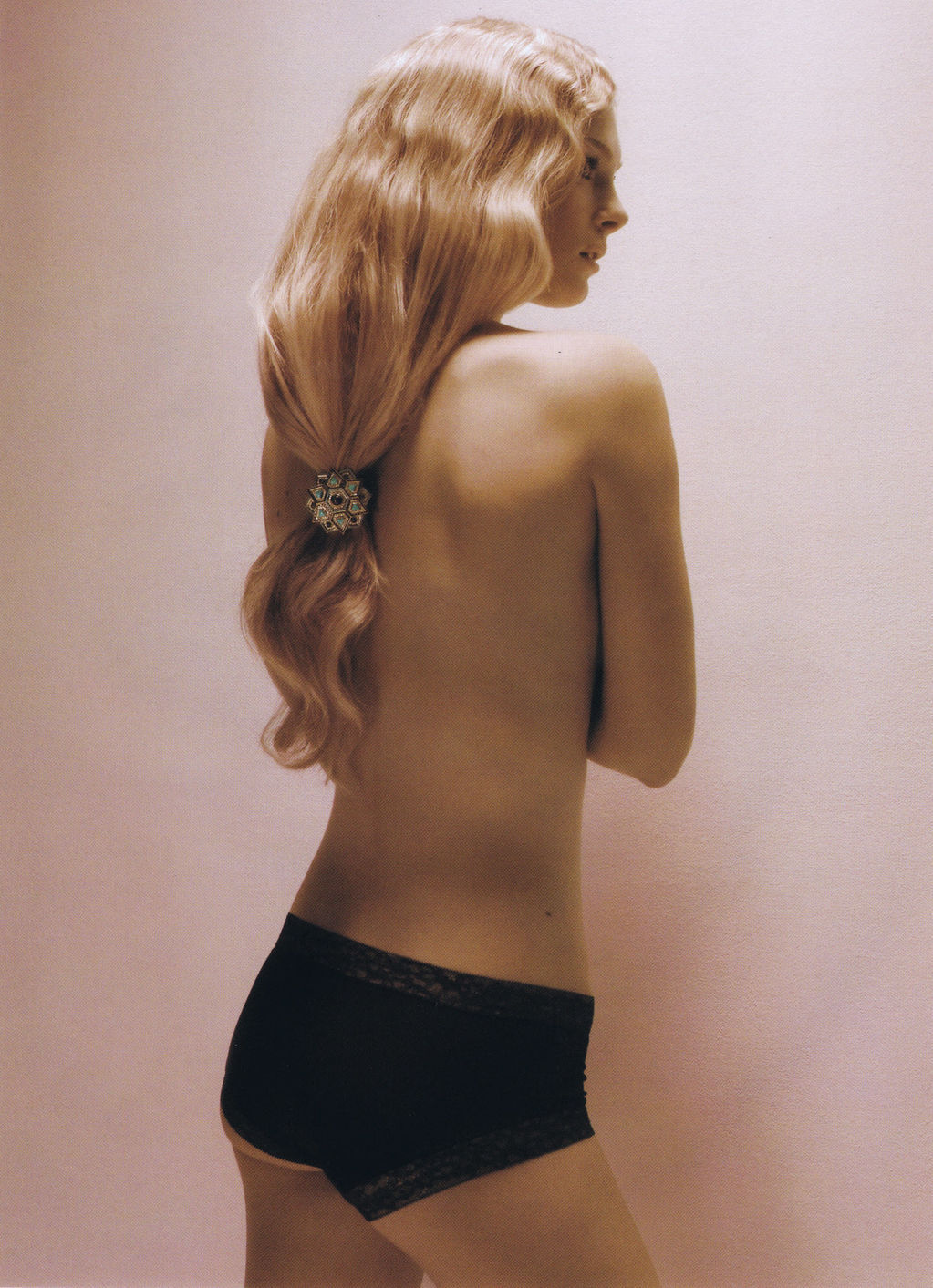 parasoli:  “innocentes” jennifer pugh by luciana val &amp; franco musso,