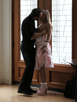 intoitmaster:  Time for daddy to play with little girl