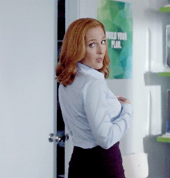 spaceminx71:  scullymullder:  I wanna make you say cheese.  Oh my! *fans self* 