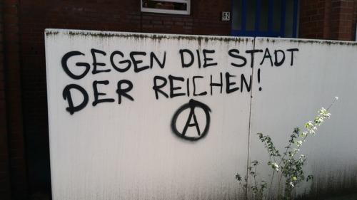 More of the graffiti in Hamburg after the July 2017 G20 protests