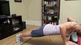 gettingahealthybody:  fitnessgifs4u:  How To Do Pushups for Beginners : Abs - Triceps