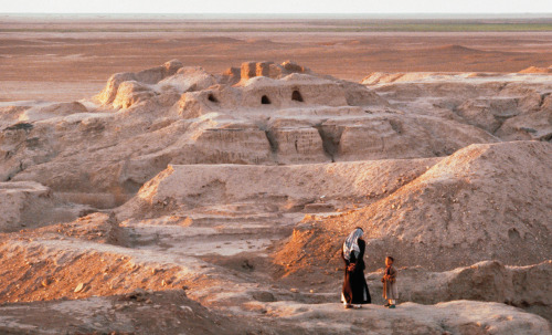 White Temple and Ziggurat, Uruk (Modern Day Warka), Iraq. 3200 - 300 BCE demonstrated the essential 