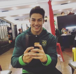 man-crushes:Arthur Nory 💚💛