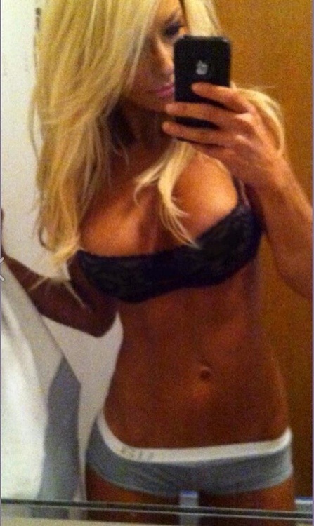 lovingselfshots:  Hot Self Shots  Wow!