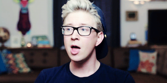 oakleysheart: when anyone asks me to do anything (x)