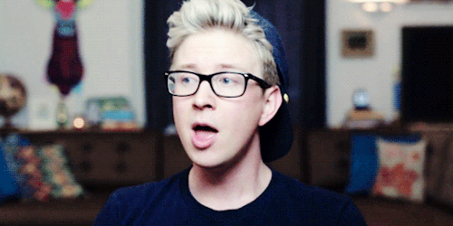 oakleysheart: when anyone asks me to do anything (x)