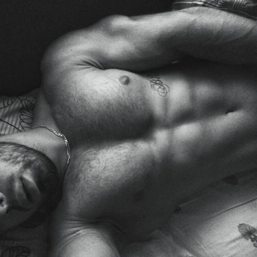 bigmalepecs:  Artyom Shuychikov (Артем Шуйчиков)