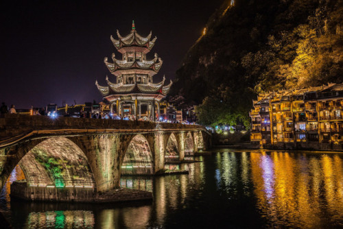 fuckyeahchinesegarden:lanterns in china