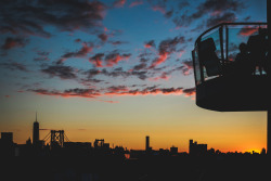 now-youre-cool:  Sunset from a balcony in Brooklyn