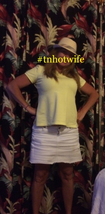 tnhotwifecpl:  @tnhotwife flirting with our followers!!