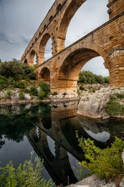 wanderthewood:  Pont du Gard, France by Angel Villalba 