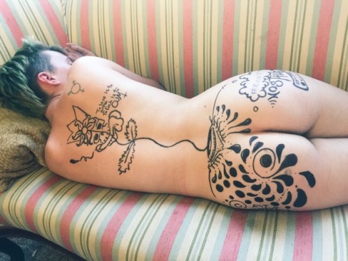 beardaddydom: Here’s some more of this wonderful human :) One of the new people Bear is workin