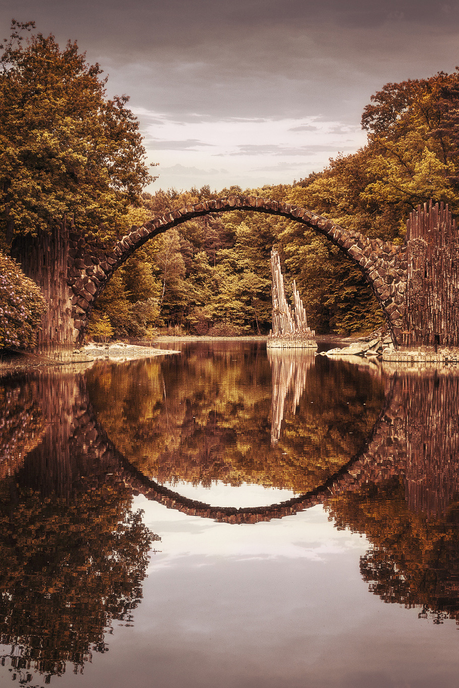 lsleofskye:  Rakotzbrücke remake