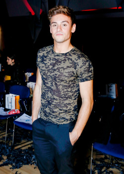 tomrdaleys:Tom Daley attends the Vin &amp; Omi show during London Fashion Week Spring/Summer collections 2017 on September 19, 2016 in London, United Kingdom.