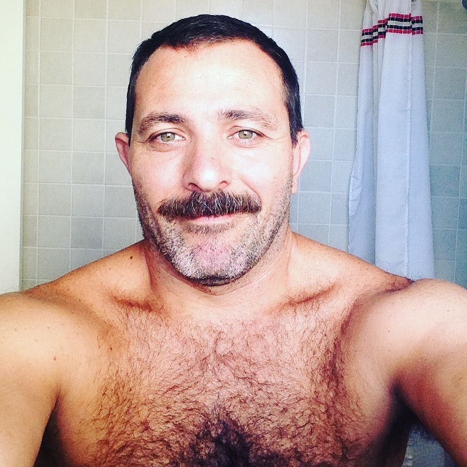 AV
