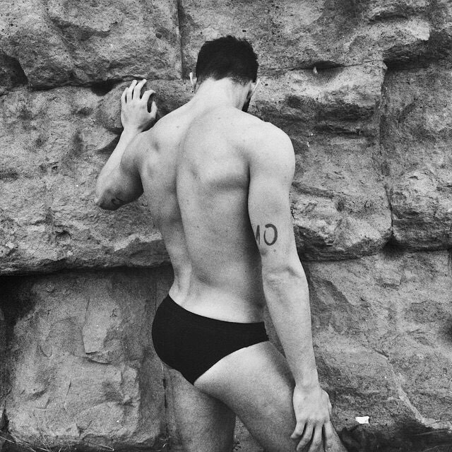 hoscos:    What does a man need?@faalbe by @leotakespix
