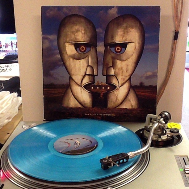 olympicvinyl:  Pink Floyd- Division Bell 1994 trans. Blue vinyl. Very nice. #pinkfloyd