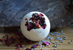 shamanic-souls:  Heart Chakra Bath Bomb with