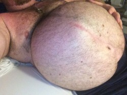 gainerbull:  It’s feeding time! Spoil me