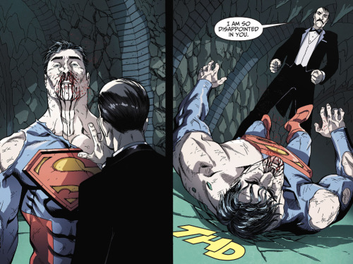 elencantadordecerdos:  why-i-love-comics:  Injustice: Gods Among Us - “Chapter 36”  written by Tom Taylorart by Mike S. Miller   Woah Alfred, calm yo tits