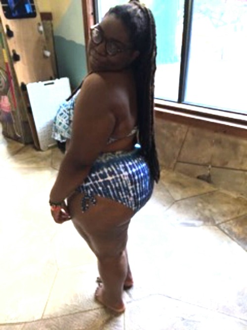 fairyysquaadmother:  karayray1:  👙💕#BIGGIRLAPPRECIATIONDAY 👙💕SWIMSUIT ADDITION 👙💕 300 POUNDS OF SLAY!👙💕  Yaaaaaaasssssssssssssssssssssssss