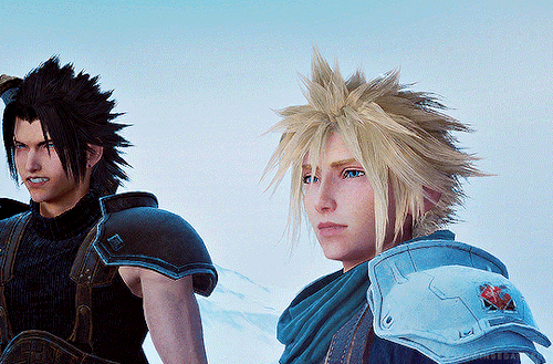 CRISIS CORE FINAL FANTASY VII REUNION (2022) Dev. Square Enix