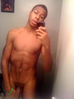 leyparis:  black-m4m:  Mowhawk Trade http://www.Black-M4M.com 100% FREE PICS &amp; VIDEOS OF BIG DICK NIGGAZ WITH CUTE FACES.  Damn 