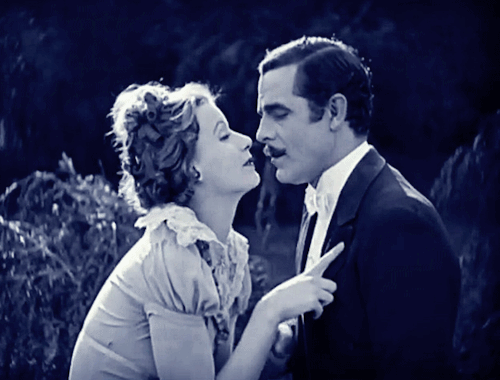 Greta Garbo And Antonio Moreno In The Temptress (1926)