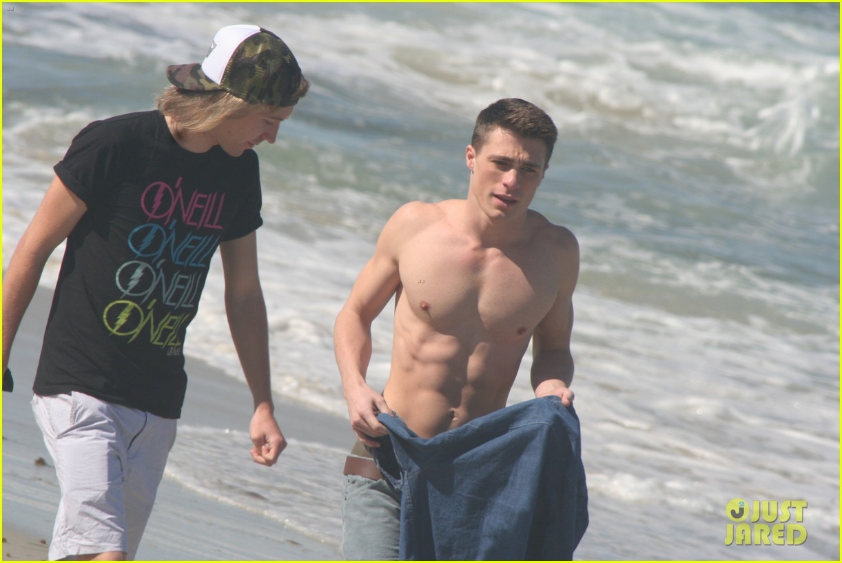 famousmennakeduk:  Colton Hayes from tv shows arrow and teen wolf also stills from