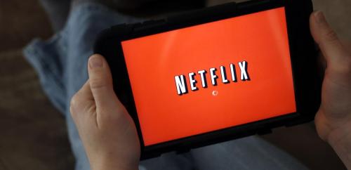 the-future-now:Netflix just raised its middle finger to Comcast and Time Warner even higherBack in M