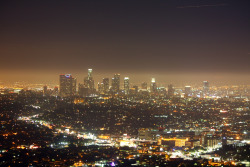 solitary-happiness:  LA Skyline 