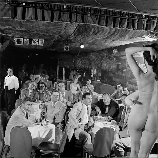  Sightseers, 1949 burt glinn 