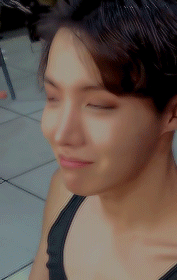 poutaes:bangtan side profiles: jung hoseok