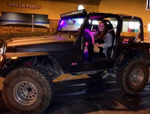 @jeanastarrwww.jeepbeef.com _________ #jeepbeef #jeepher #jeeplife #jeepgirl #jeep https://www.ins