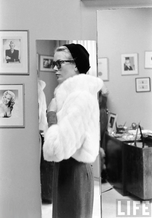 Grace Kelly, New York, 1956, photo by Lisa Larsen for LIFE magazine