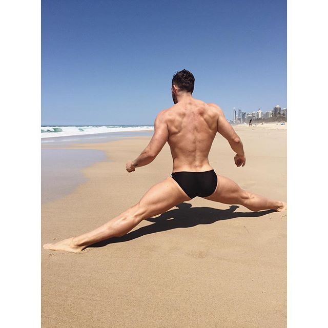 rugbyplayerandfan:  giantsorcowboys:  Sunday StudsA Small Collection Of West Coast