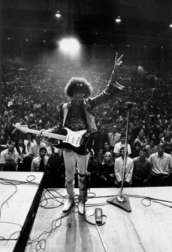 Cyberpulpblues:  Jimi Hendrix 